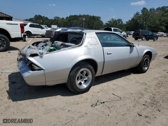 1986 Chevrolet Camaro Z28 Sport with VIN 1G1FP87H8GL201596, listed as a Copart auction lot 68368724 with 45,983 mi miles and Salvage Title. Bid and sale history available at carsss.com. Image 3.