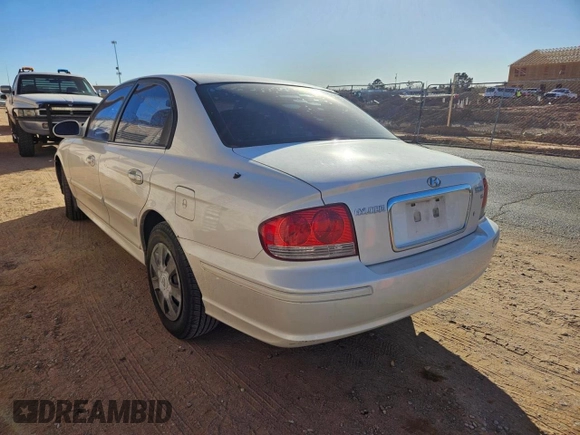 2004 Hyundai Sonata with VIN KMHWF25H54A044915, listed as a Copart auction lot 42796205 with 191,708 mi miles and Clean Title. Bid and sale history available at carsss.com. Image 3.