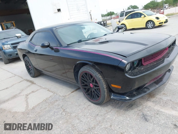 2012 Dodge Challenger SXT Plus with VIN 2C3CDYAG5CH268607, listed as a IAAI auction lot 41982122 with 188,091 mi miles. Bid and sale history available at carsss.com. Image 5.