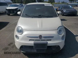 2016 FIAT 500e с VIN 3C3CFFGE4GT214183, выставлен на аукционе Copart как лот 62090065 с пробегом 52 844 миль миль и Чистый • Clean title. История ставок и продаж доступна на DreamBid. Изображение 5.