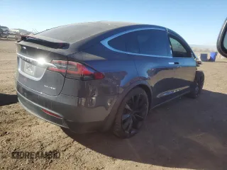 2020 Tesla Model X Long Range with VIN 5YJXCBE21LF246685, listed as a Copart auction lot 43800885 with 42,781 mi miles and Salvage Title. Bid and sale history available at DreamBid. Image 3.