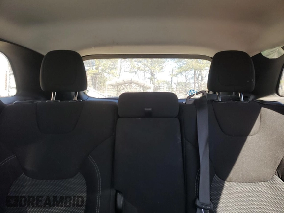 2020 Jeep Cherokee Latitude with VIN 1C4PJLCB5LD586413, listed as a Copart auction lot 45717675 with 138,476 mi miles and Salvage title. Bid and sale history available at DreamBid. Image 10.