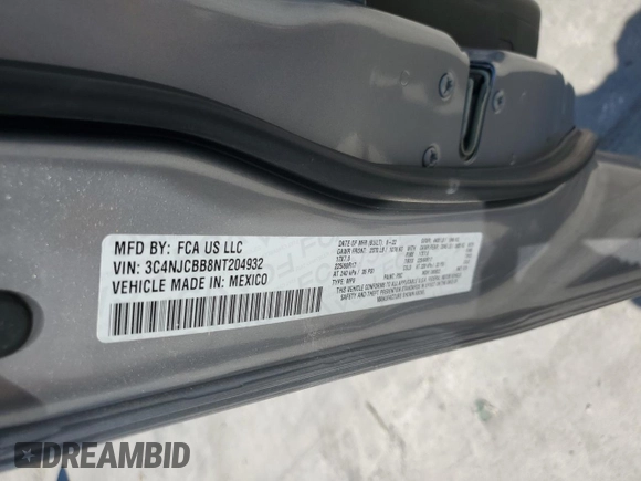 2022 Jeep Compass Latitude with VIN 3C4NJCBB8NT204932, listed as a Copart auction lot 52032755 with 25,330 mi miles and Salvage title. Bid and sale history available at DreamBid. Image 13.