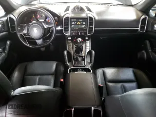 2013 Porsche Cayenne z VIN WP1AA2A22DLA04616, wystawiony jako Copart lot #56727615 z przebiegiem 43 782 mil mil oraz Szkody całkowita. Historia ofert i sprzedaży dostępna na DreamBid. Obrazek 8.