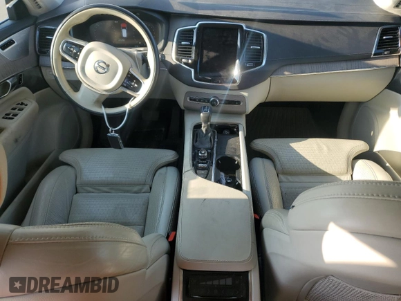 2021 Volvo XC90 Inscription with VIN YV4A221L0M1696729, listed as a Copart auction lot 69058114 with 67,978 mi miles and Salvage title. Bid and sale history available at DreamBid. Image 8.