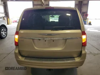 2012 Chrysler Town & Country Touring z VIN 2C4RC1BG3CR383635, wystawiony jako Copart lot #56186855 z przebiegiem 201 170 mil mil oraz Szkoda całkowita • Salvage title. Historia ofert i sprzedaży dostępna na DreamBid. Obrazek 6.