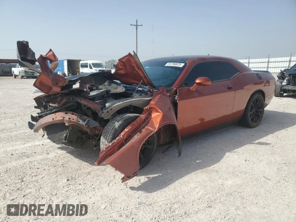 2022 Dodge Challenger R/T Scat Pack z VIN 2C3CDZFJ8NH109304, wystawiony jako Copart lot #54798825 z przebiegiem 23 845 mil mil oraz Szkoda całkowita • Salvage title. Historia ofert i sprzedaży dostępna na DreamBid. Obrazek 1.