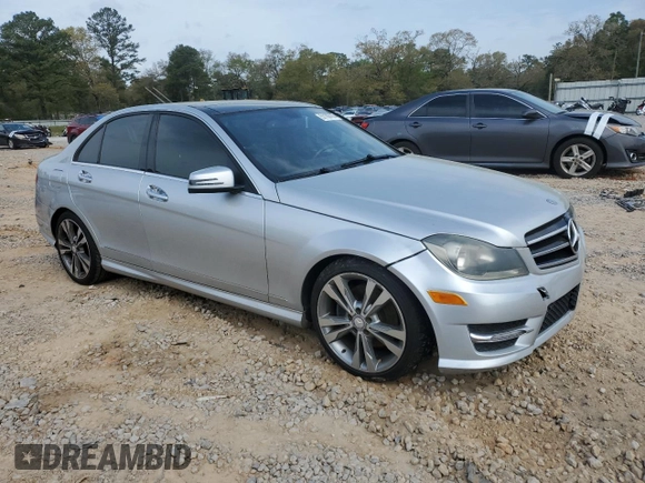 2013 Mercedes-Benz C 350 Sport with VIN WDDGF5HB6DA772704, listed as a Copart auction lot 51186765 with 183,437 mi miles and Clean Title. Bid and sale history available at DreamBid. Image 4.