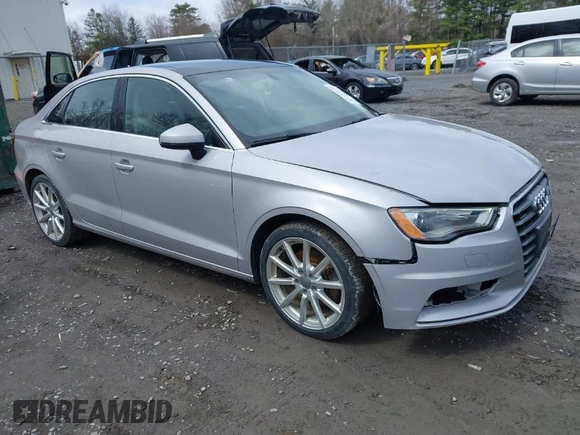2015 Audi A3 z VIN WAUEFHFF9F1030113, wystawiony jako IAAI lot #41953949 z przebiegiem 98 755 mil mil oraz . Historia ofert i sprzedaży dostępna na DreamBid. Obrazek 1.