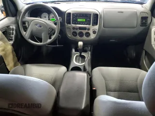 2005 Ford Escape XLT with VIN 1FMYU93135KD88798, listed as a Copart auction lot 69311714 with 81,126 mi miles and Salvage Title. Bid and sale history available at carsss.com. Image 8.