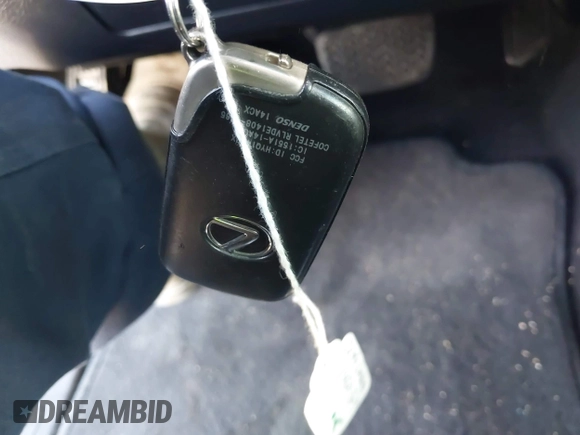2019 Lexus GX 460 z VIN JTJBM7FX3K5222495, wystawiony jako IAAI lot #42041952 z przebiegiem 79 885 mil mil oraz . Historia ofert i sprzedaży dostępna na DreamBid. Obrazek 11.