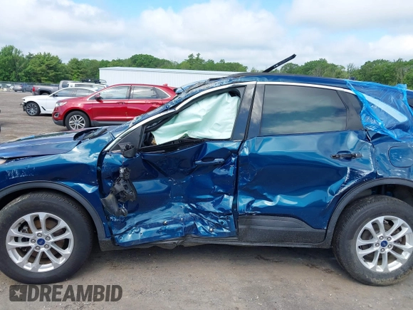 2020 Ford Escape SE with VIN 1FMCU9G68LUA19176, listed as a IAAI auction lot 42514304 with 40,646 mi miles and . Bid and sale history available at DreamBid. Image 15.