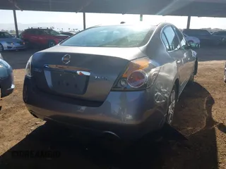 2010 Nissan Altima 2.5 SL with VIN 1N4AL2AP4AN476362, listed as a IAAI auction lot 41215889 with 165,005 mi miles. Bid and sale history available at carsss.com. Image 4.
