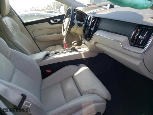 2018 Volvo XC60 Inscription with VIN YV4A22RL7J1002005, listed as a Copart auction lot 35442712 with 48,751 mi miles. Bid and sale history available at carsss.com. Image 5.