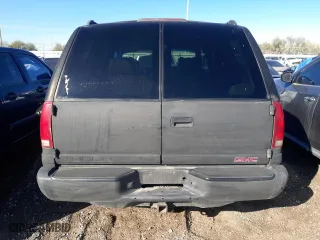 2000 GMC Denali with VIN 1GKEK13R6YR146253, listed as a Copart auction lot 44381765 with 264,950 mi miles and Salvage Title. Bid and sale history available at carsss.com. Image 6.