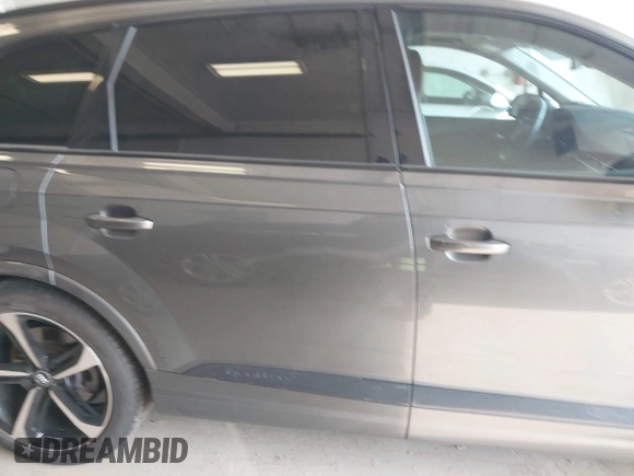 2019 Audi Q7 Prestige z VIN WA1VABF78KD018836, wystawiony jako IAAI lot #42189206 z przebiegiem 83 737 mil mil oraz . Historia ofert i sprzedaży dostępna na DreamBid. Obrazek 13.