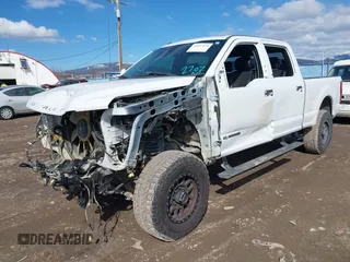 2018 Ford Super Duty F-250 SRW XL with VIN 1FT7W2BT0JEB96817, listed as a IAAI auction lot 41697434 with 58,434 mi miles. Bid and sale history available at carsss.com. Image 2.