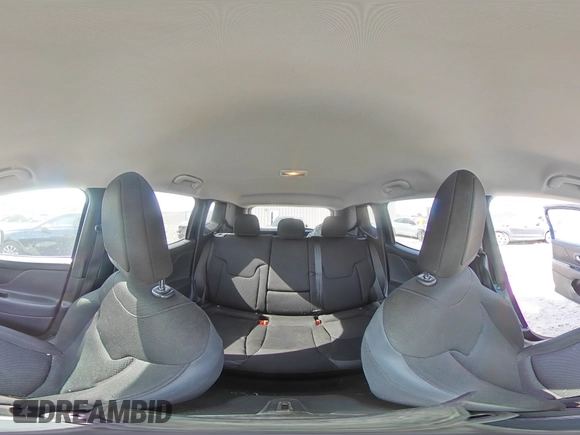 2018 Jeep Renegade Latitude with VIN ZACCJABB8JPH96958, listed as a Copart auction lot 55936825 with 72,678 mi miles and Non repairable. Bid and sale history available at DreamBid. Image 14.