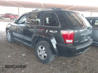 2005 Jeep Grand Cherokee Laredo с VIN 1J8HR48N85C591970, выставлен на аукционе IAAI как лот 42617082 с пробегом 203 104 миль миль и . История ставок и продаж доступна на DreamBid. Изображение 3.