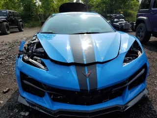 2023 Chevrolet Corvette 3LZ with VIN 1G1YF3D37P5604867, listed as a Copart auction lot 60778945 with 4,758 mi miles and Salvage title. Bid and sale history available at DreamBid. Image 5.