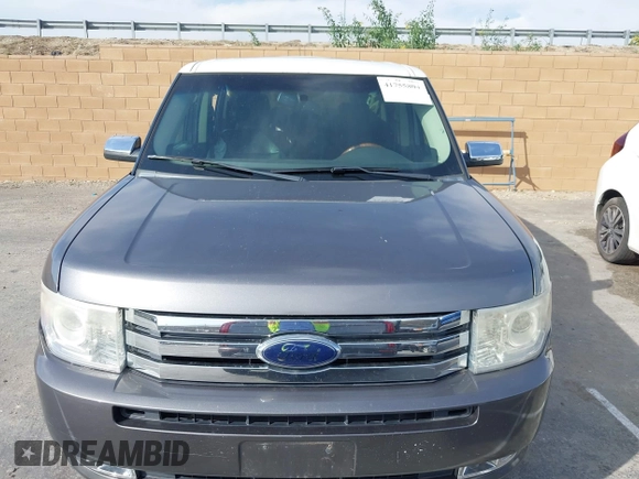 2009 Ford Flex Limited with VIN 2FMDK53C09BA26412, listed as a IAAI auction lot 41755804 with 100,575 mi miles. Bid and sale history available at carsss.com. Image 12.
