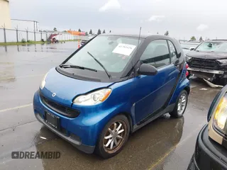 2008 Smart fortwo Pure with VIN WMEEJ31X28K195424, listed as a IAAI auction lot 41789426 with 136,756 mi miles and . Bid and sale history available at DreamBid. Image 2.