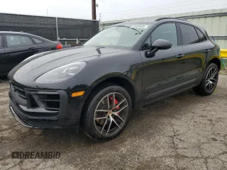 2025 Porsche Macan GTS z VIN WP1AG2A54SLB40249, wystawiony jako Copart lot #60405685 z przebiegiem 2 807 mil mil oraz Czysty tytuł • Clean title. Historia ofert i sprzedaży dostępna na DreamBid. Obrazek 1.