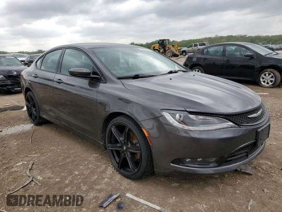 2015 Chrysler 200 S with VIN 1C3CCCDGXFN610811, listed as a Copart auction lot 55024335 with Not Provided miles and Clean Title. Bid and sale history available at carsss.com. Image 4.