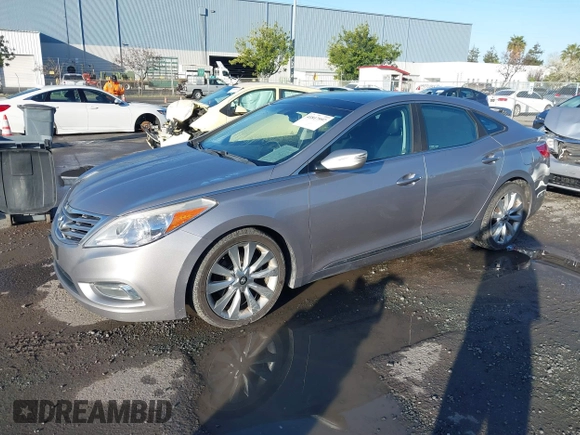 2013 Hyundai Azera z VIN KMHFH4JG3DA230844, wystawiony jako IAAI lot #41817997 z przebiegiem 129 163 mil mil oraz . Historia ofert i sprzedaży dostępna na DreamBid. Obrazek 18.