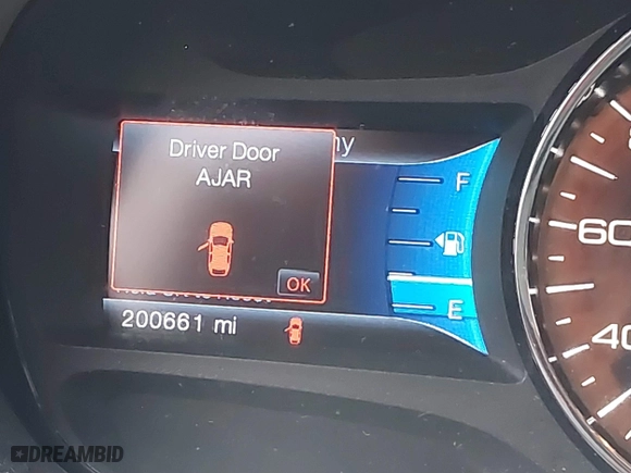 2014 Ford Edge Sport with VIN 2FMDK3AK4EBB12198, listed as a IAAI auction lot 41533294 with 200,661 mi miles. Bid and sale history available at carsss.com. Image 15.