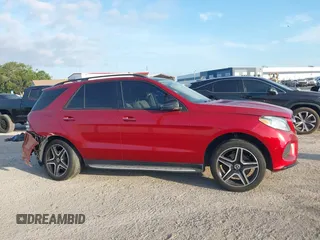 2018 Mercedes-Benz GLE 350 z VIN 4JGDA5JBXJB031771, wystawiony jako IAAI lot #42352546 z przebiegiem 52 618 mil mil oraz . Historia ofert i sprzedaży dostępna na DreamBid. Obrazek 13.