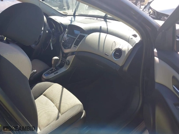 2016 Chevrolet Cruze Limited LS with VIN 1G1PC5SH7G7118806, listed as a IAAI auction lot 41587009 with 151,077 mi miles. Bid and sale history available at carsss.com. Image 5.