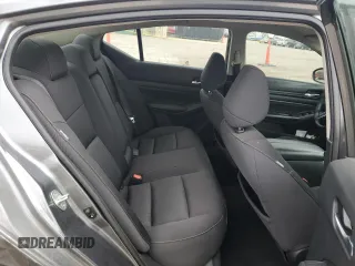 2019 Nissan Altima S z VIN 1N4BL4BV9KC252790, wystawiony jako Copart lot #53818165 z przebiegiem 85 133 mil mil oraz Szkoda całkowita • Salvage title. Historia ofert i sprzedaży dostępna na DreamBid. Obrazek 10.