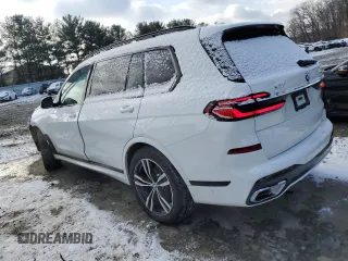 2025 BMW X7 xDrive40i z VIN 5UX23EM04S9X64678, wystawiony jako Copart lot #88092405 z przebiegiem 4 185 mil mil oraz Szkoda całkowita • Salvage title. Historia ofert i sprzedaży dostępna na DreamBid. Obrazek 2.