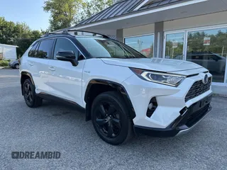 2019 Toyota RAV4 Hybrid XSE z VIN JTMEWRFV5KJ004893, wystawiony jako IAAI lot #42772122 z przebiegiem 168 511 mil mil oraz . Historia ofert i sprzedaży dostępna na DreamBid. Obrazek 1.