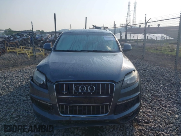 2013 Audi Q7 S line Prestige z VIN WA1DGAFE6DD012295, wystawiony jako IAAI lot #42492714 z przebiegiem 137 062 mil mil oraz . Historia ofert i sprzedaży dostępna na DreamBid. Obrazek 12.