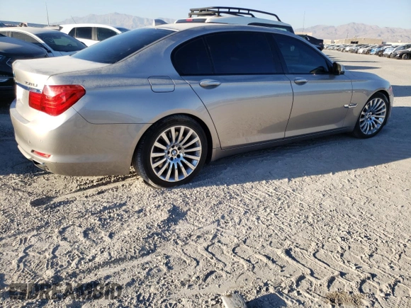 2009 BMW 7 Series 750Li with VIN WBAKB83569CY60521, listed as a Copart auction lot 82050884 with 142,788 mi miles and Salvage Title. Bid and sale history available at DreamBid. Image 3.