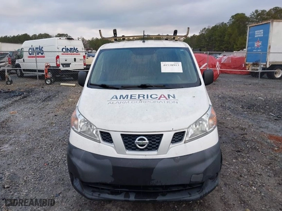 2015 Nissan NV200 SV with VIN 3N6CM0KN8FK695529, listed as a IAAI auction lot 41530913 with 227,823 mi miles. Bid and sale history available at carsss.com. Image 12.