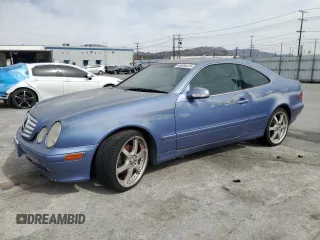 2000 Mercedes-Benz CLK 320/430 z VIN WDBLJ65G4YF149361, wystawiony jako Copart lot #46554435 z przebiegiem 97 779 mil mil oraz Czysty tytuł • Clean title. Historia ofert i sprzedaży dostępna na DreamBid. Obrazek 1.