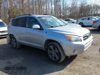 2008 Toyota RAV4 Sport with VIN JTMBK32V686042551, listed as a IAAI auction lot 41537816 with 246,477 mi miles. Bid and sale history available at carsss.com. Image 1.
