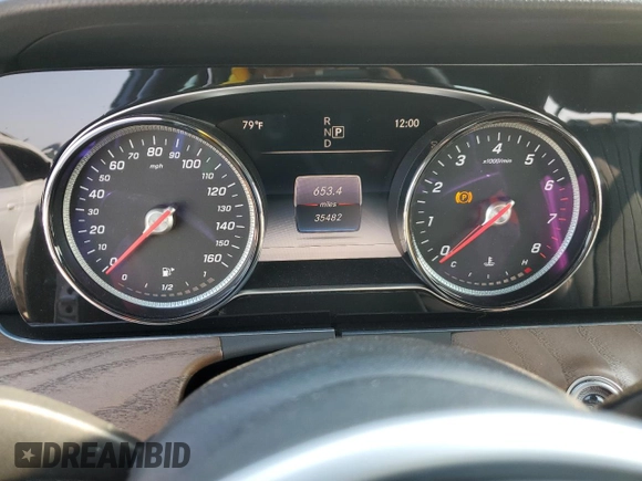 2019 Mercedes-Benz E 300 with VIN WDDZF4KB5KA529703, listed as a Copart auction lot 64953405 with 35,482 mi miles and Clean title. Bid and sale history available at DreamBid. Image 9.