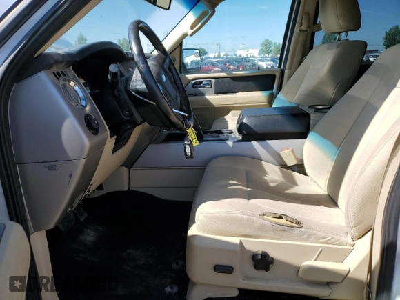 2015 Ford Expedition XLT with VIN 1FMJU1JT9FEF32359, listed as a Copart auction lot 63905105 with 302,901 mi miles and Clean title. Bid and sale history available at DreamBid. Image 7.