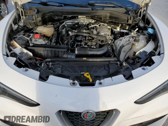 2018 Alfa Romeo Stelvio Ti z VIN ZASFAKBN3J7B72146, wystawiony jako Copart lot #86380384 z przebiegiem Nie podano mil oraz Szkoda całkowita • Salvage title. Historia ofert i sprzedaży dostępna na DreamBid. Obrazek 12.