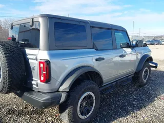 2022 Ford Bronco with VIN 1FMEE5DP5NLB85773, listed as a IAAI auction lot 41184225 with 22,597 mi miles. Bid and sale history available at carsss.com. Image 4.