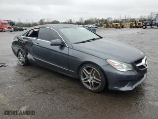 2014 Mercedes-Benz E-Class E 350 with VIN WDDKJ8JB2EF242416, listed as a Copart auction lot 52207225 with 96,158 mi miles and Salvage Title. Bid and sale history available at carsss.com. Image 4.
