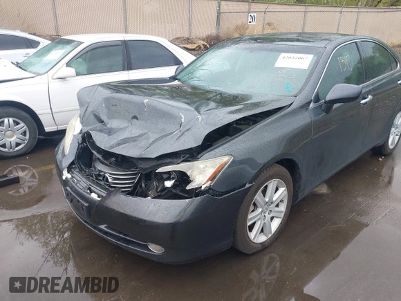 2008 Lexus ES 350 with VIN JTHBJ46G382264524, listed as a IAAI auction lot 42032067 with Not Provided miles. Bid and sale history available at carsss.com. Image 6.