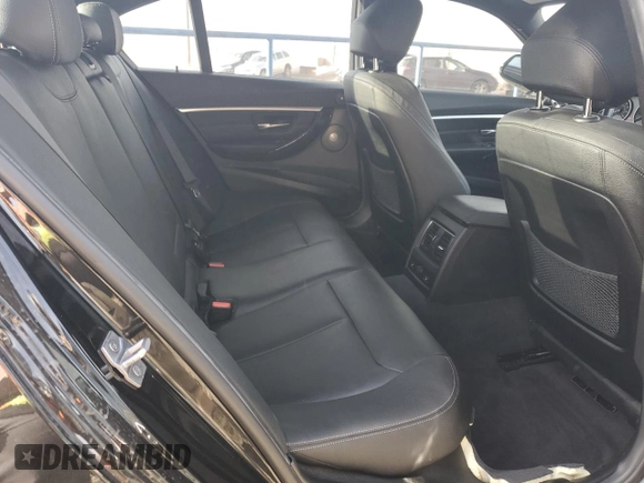2017 BMW 3 Series 340i xDrive with VIN WBA8B7G38HNU37620, listed as a Copart auction lot 84096854 with 46,940 mi miles and Salvage title. Bid and sale history available at DreamBid. Image 10.