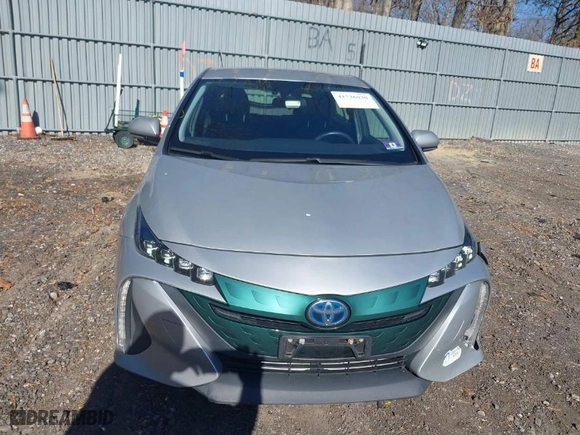 2017 Toyota Prius Prime Plus with VIN JTDKARFP8H3051190, listed as a IAAI auction lot 41736930 with NaN miles. Bid and sale history available at carsss.com. Image 12.