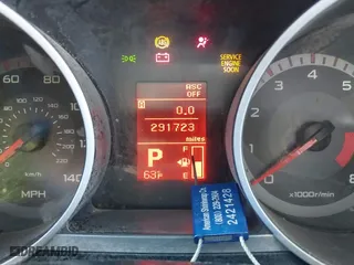 2009 Mitsubishi Outlander ES with VIN JA4LS21W49Z015920, listed as a IAAI auction lot 41845969 with 291,723 mi miles. Bid and sale history available at carsss.com. Image 7.