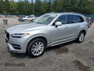 2016 Volvo XC90 T6 Momentum z VIN YV4A22PK5G1073075, wystawiony jako Copart lot #58048395 z przebiegiem 130 593 mil mil oraz Tytuł czysty. Historia ofert i sprzedaży dostępna na DreamBid. Obrazek 1.